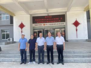 河南省肉類協(xié)會劉承信會長一行蒞臨洛陽正大調(diào)研指導(dǎo)工作！